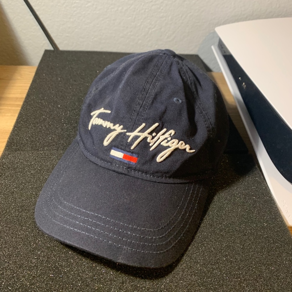Timmy Hilfiger cap